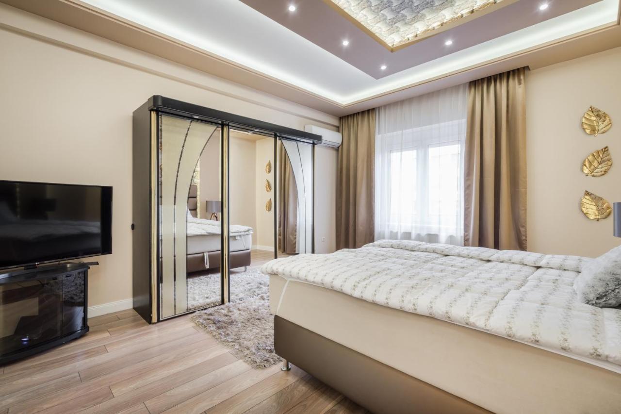 Bpr Ethereal Panoramic Suite With A/C & Balcony Budapest Eksteriør billede