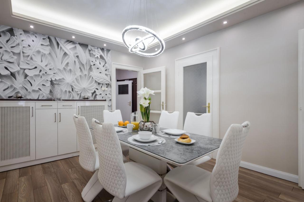Bpr Ethereal Panoramic Suite With A/C & Balcony Budapest Eksteriør billede
